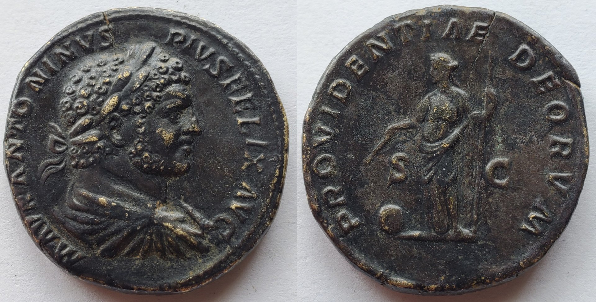 Caracalla sestertius providentia.jpg