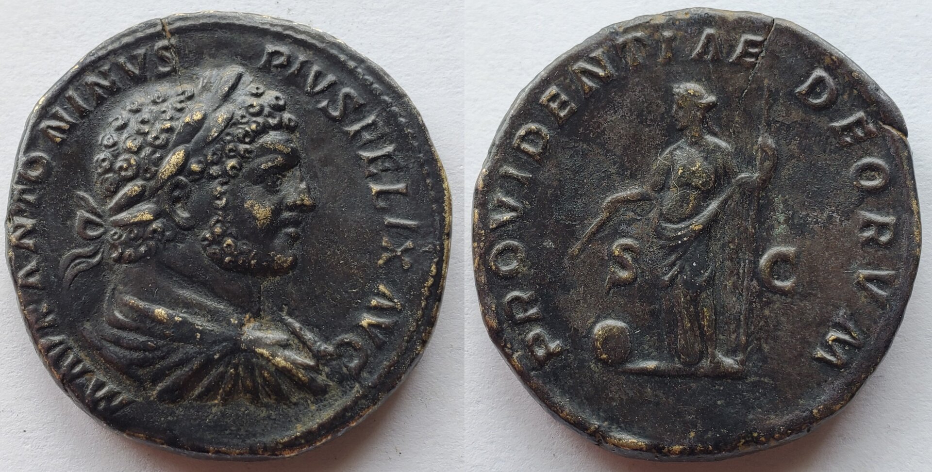 Caracalla sestertius providentia.jpg