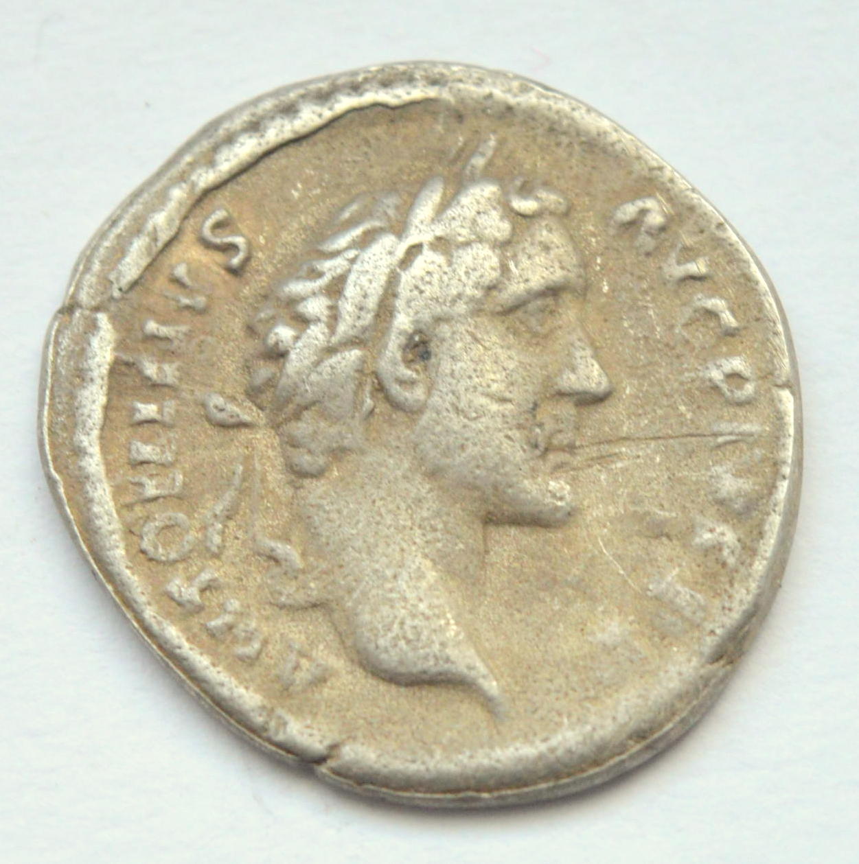CASTFAKEPIUSs-l1600.jpg
