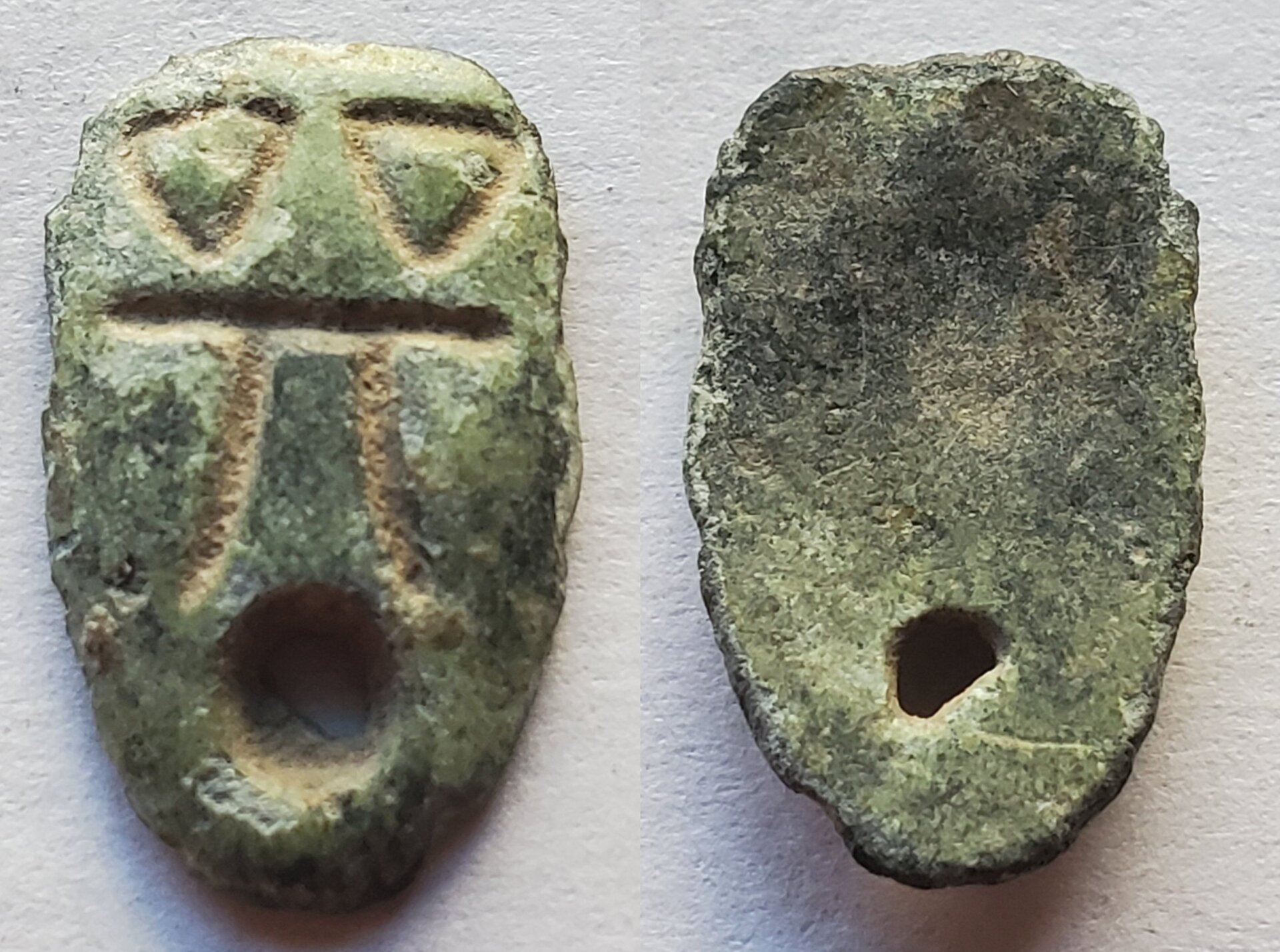 China Chu State ant nose cowrie 440-220 BC.jpg