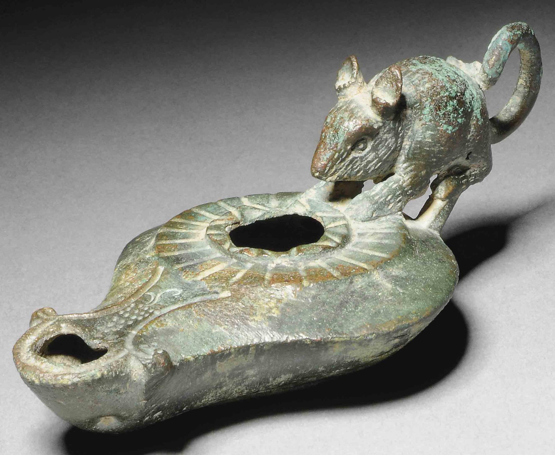 Christie's, 2011_roman_bronze_oil_lamp_circa_1st-2nd_cen. AD, lot 269.jpg
