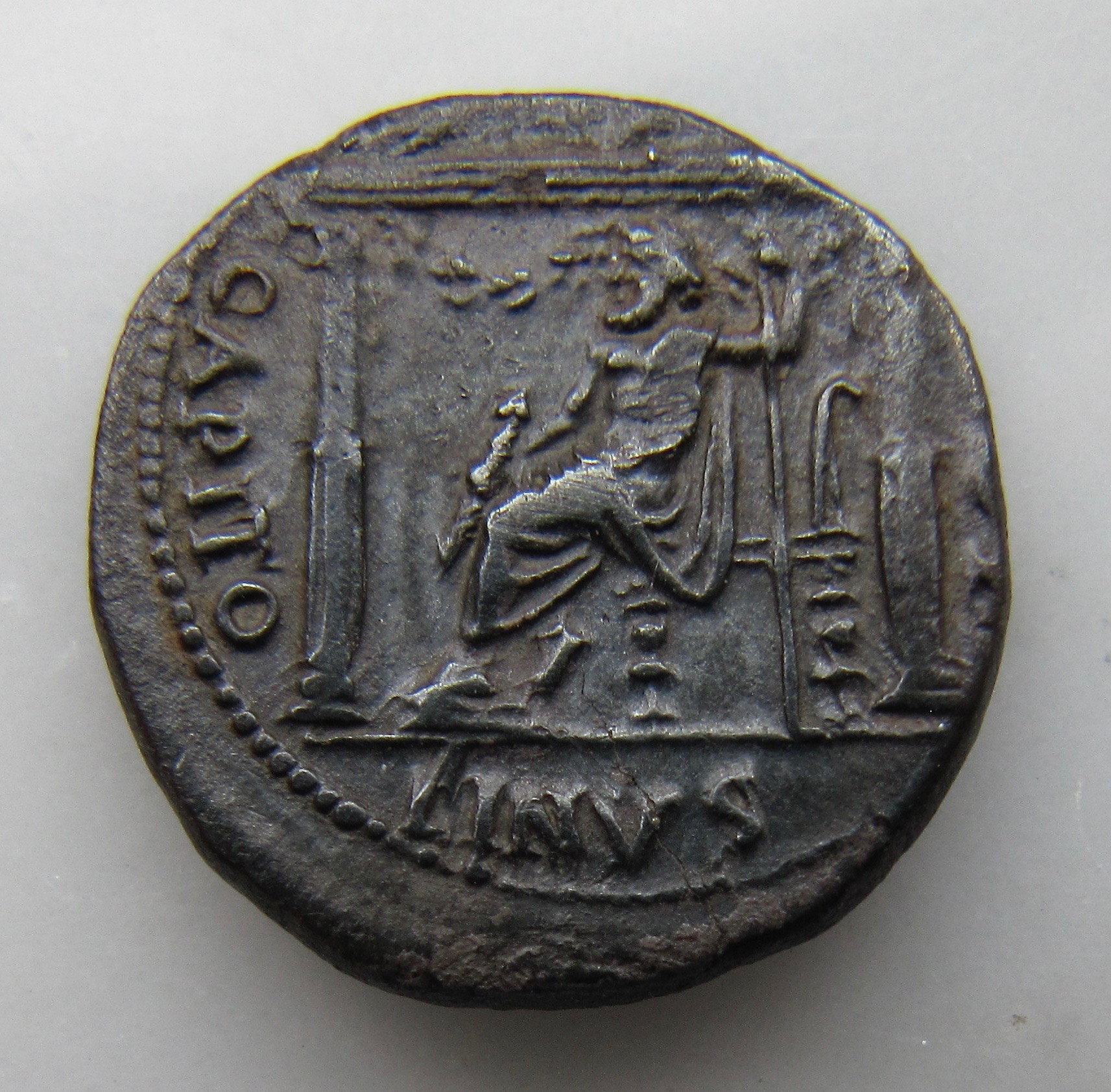 Civil War Denarius Jupiter Capitolinus REV1 N  - 1.jpg