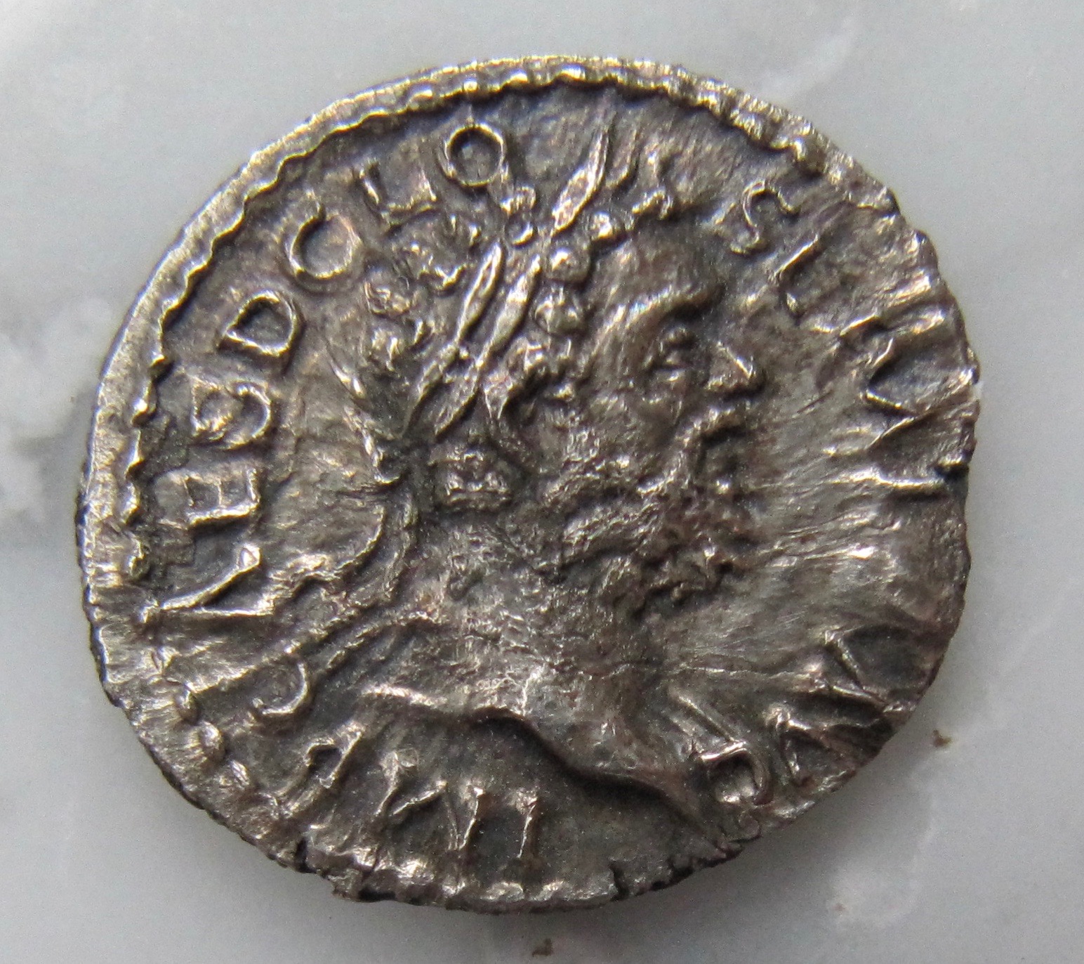 Clodius Albinus Denarius-Hands-Obv - 1.jpg