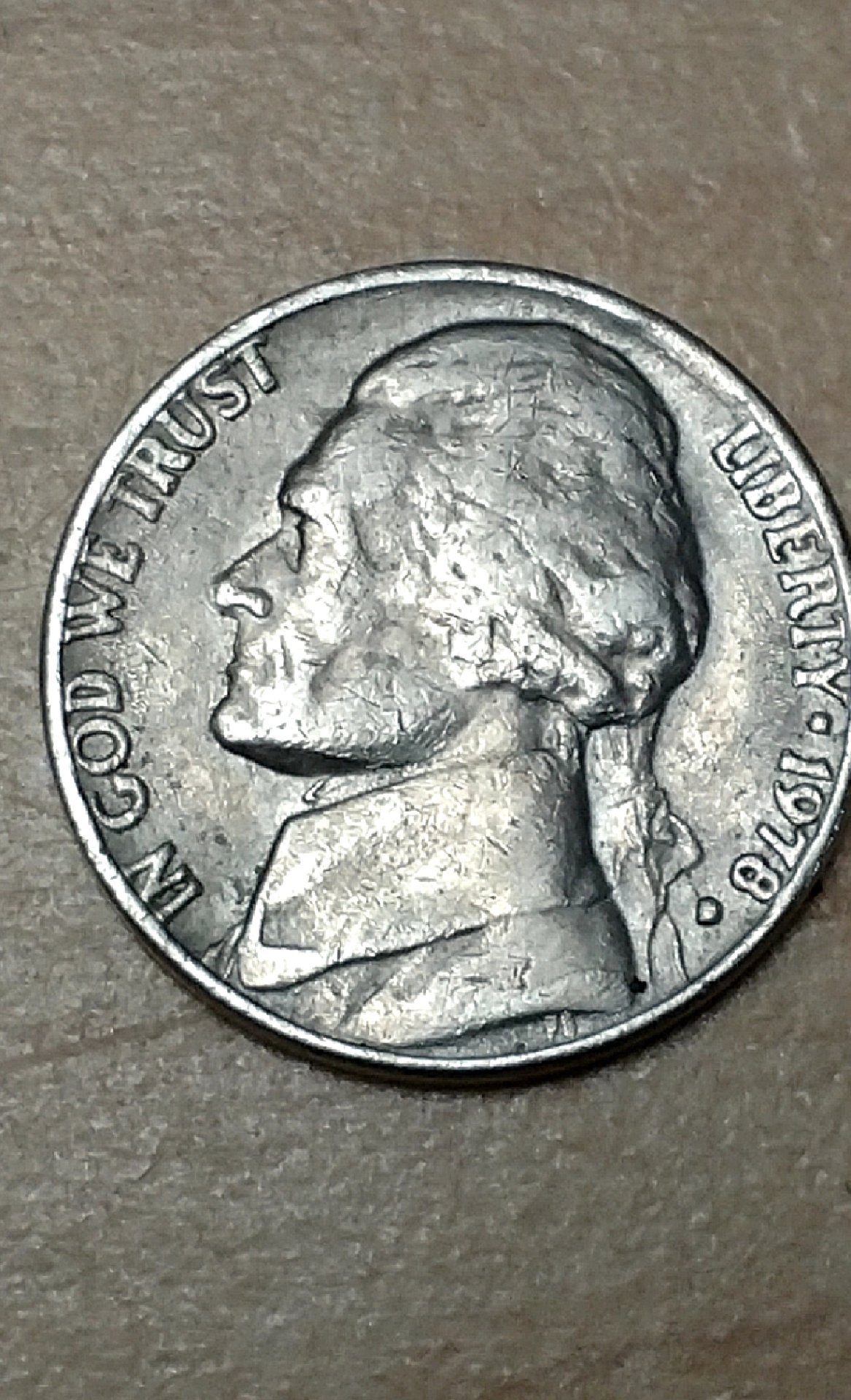 CM181103-102003003.jpg