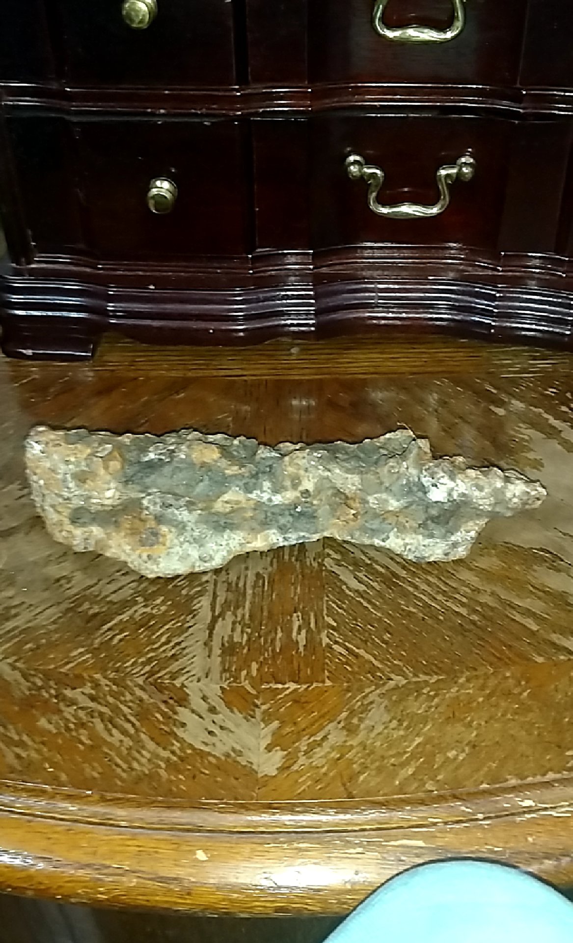 CM190104-142819001.jpg
