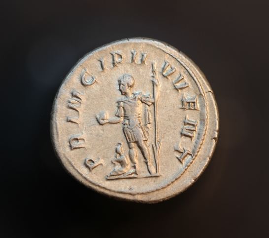 coinclub Dec 010_opt (1).jpg