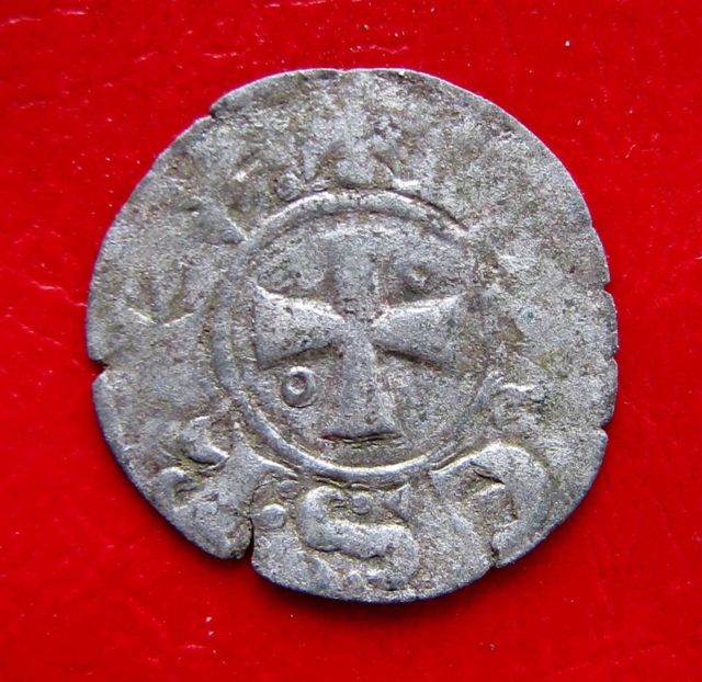 COINS, CRUSADES, JEAN DE BRIENNE2, OBV. (2).JPG