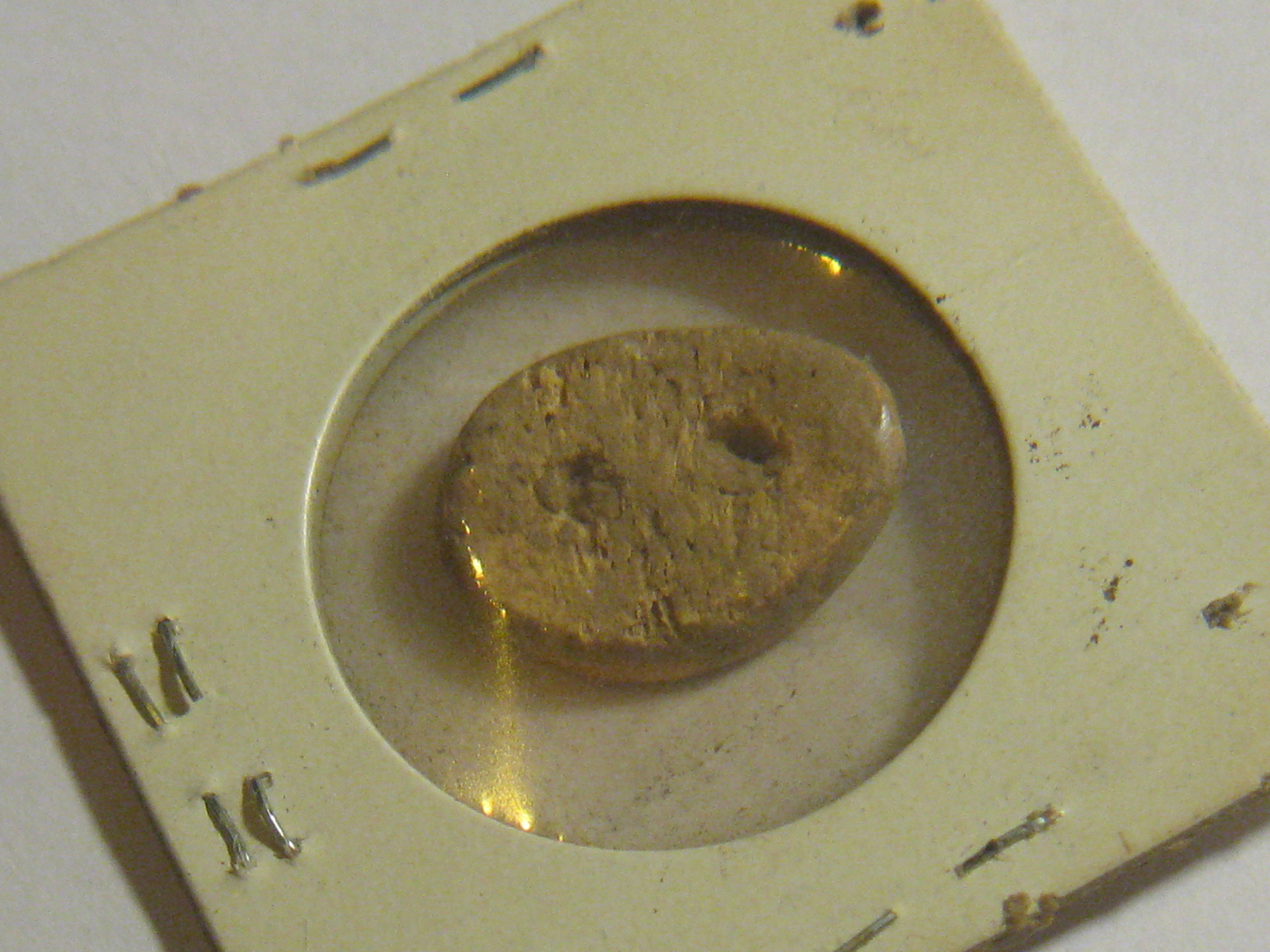coins dumps shell money 006.JPG