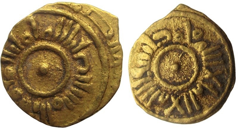 COINS, ITALY, 11TH-C. IMITATIVE TARI, FRACTIONAL DINAR, CF. ROBERT GUISCARD.jpg