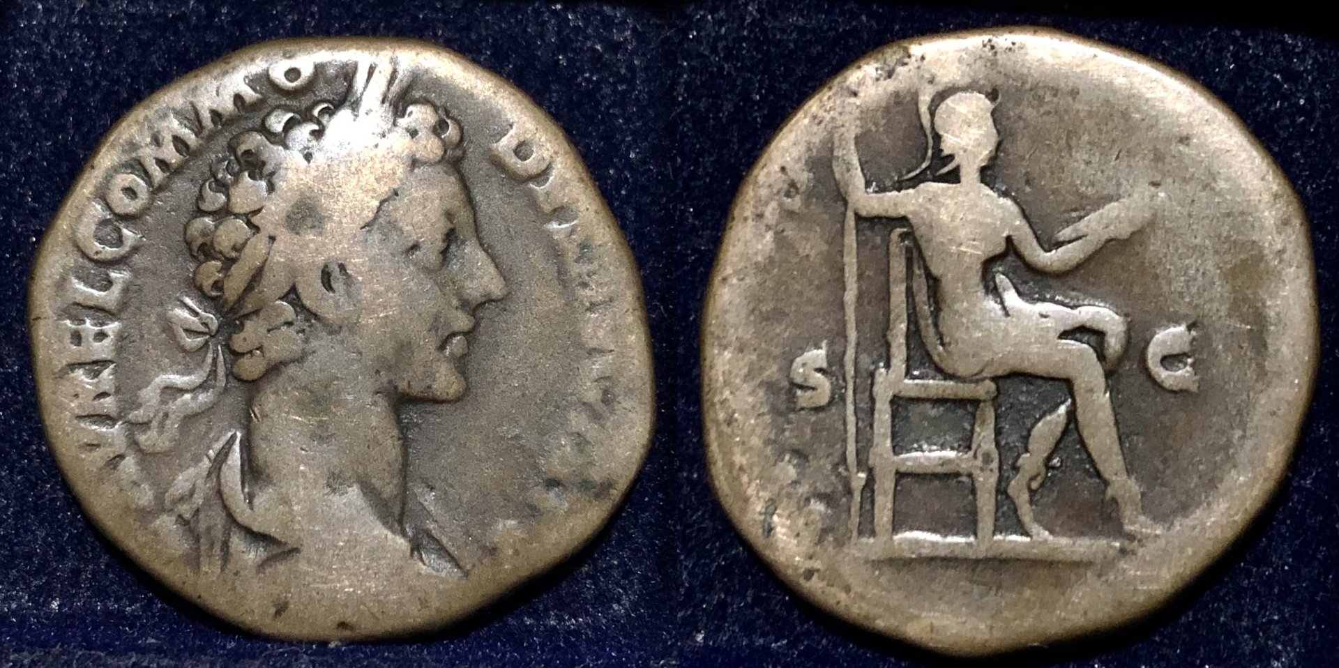 commodus.jpg