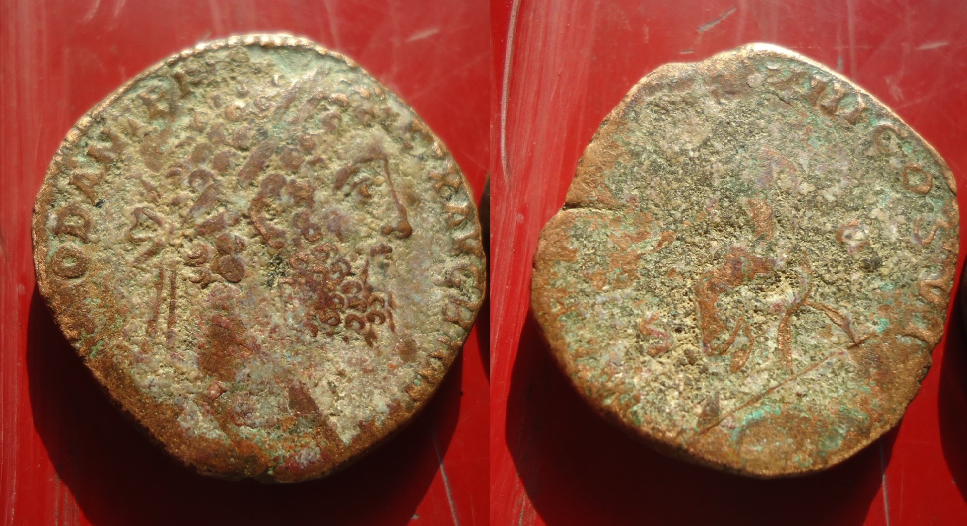 Commodus - Sest seated curule lot Aug 2018(0).jpg