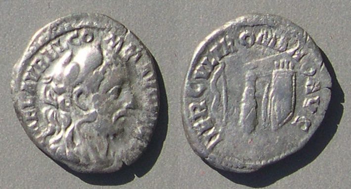 Commodus1HERCVLI00123.jpg