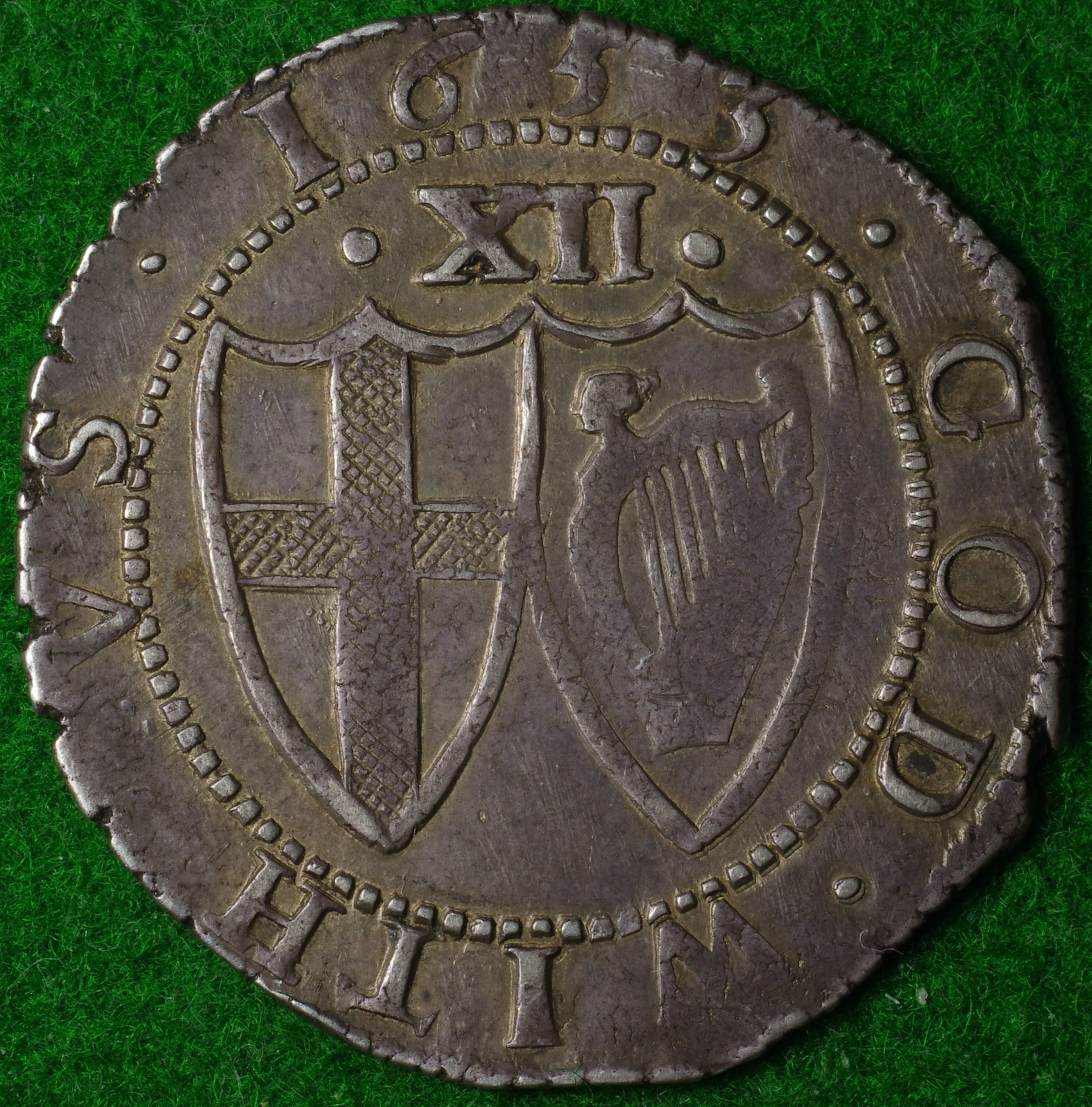 Commonwealth Shilling S3222 1.JPG