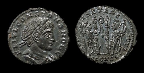 constans 22 arles 500.jpg