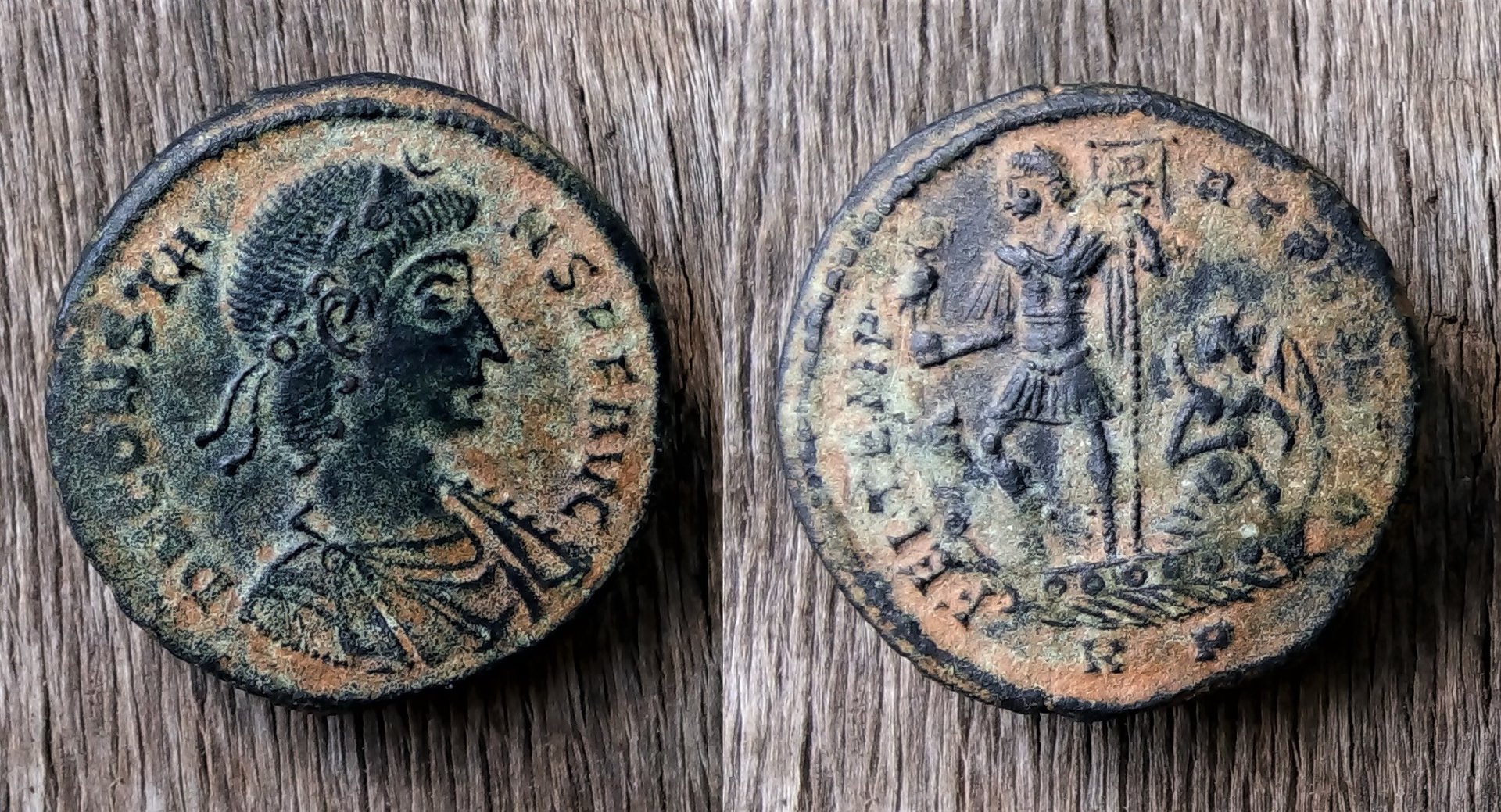 constans galley2.jpg