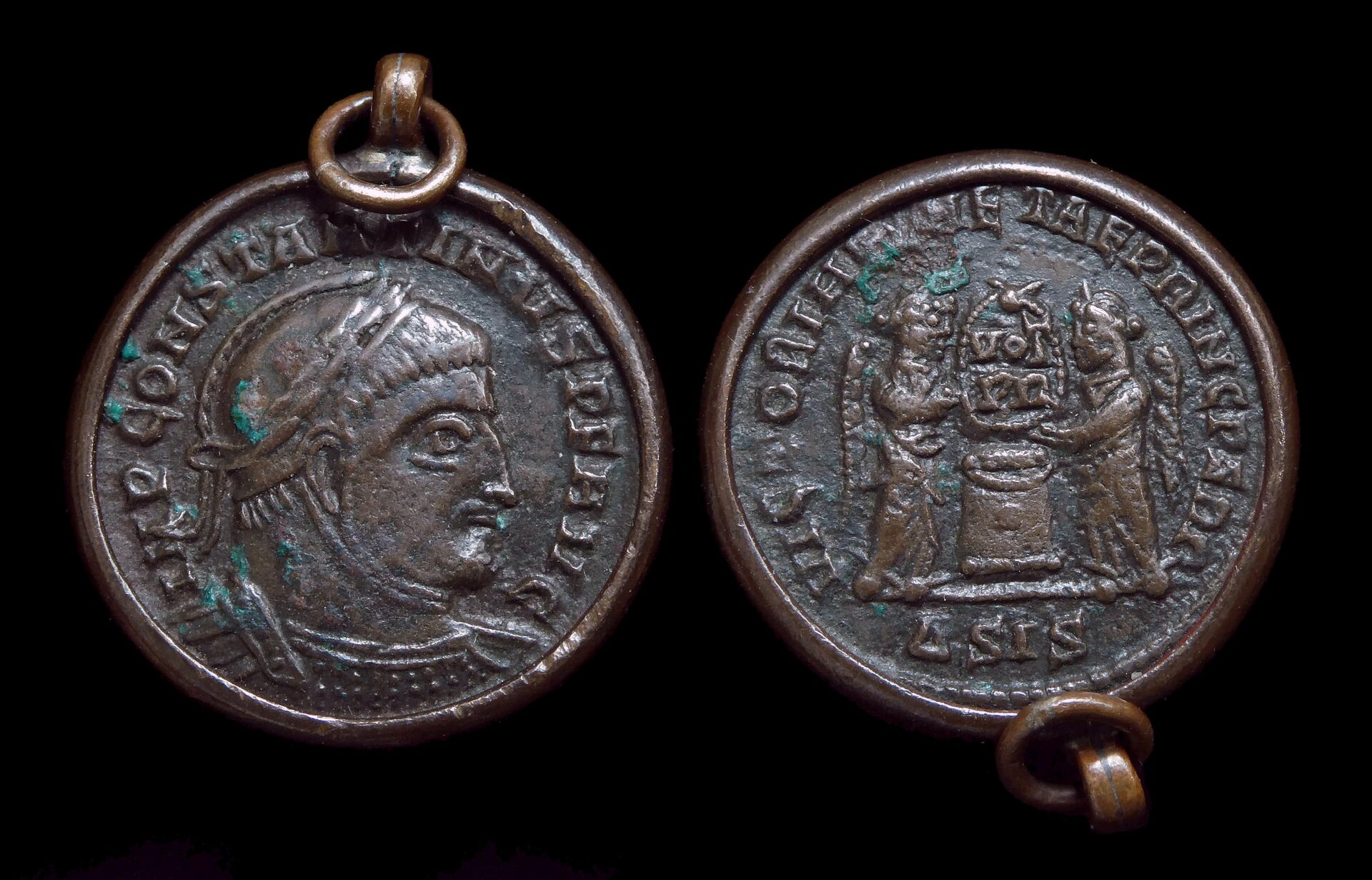 Constantine I - AE3 Bezel Set Two Victories 4325.JPG