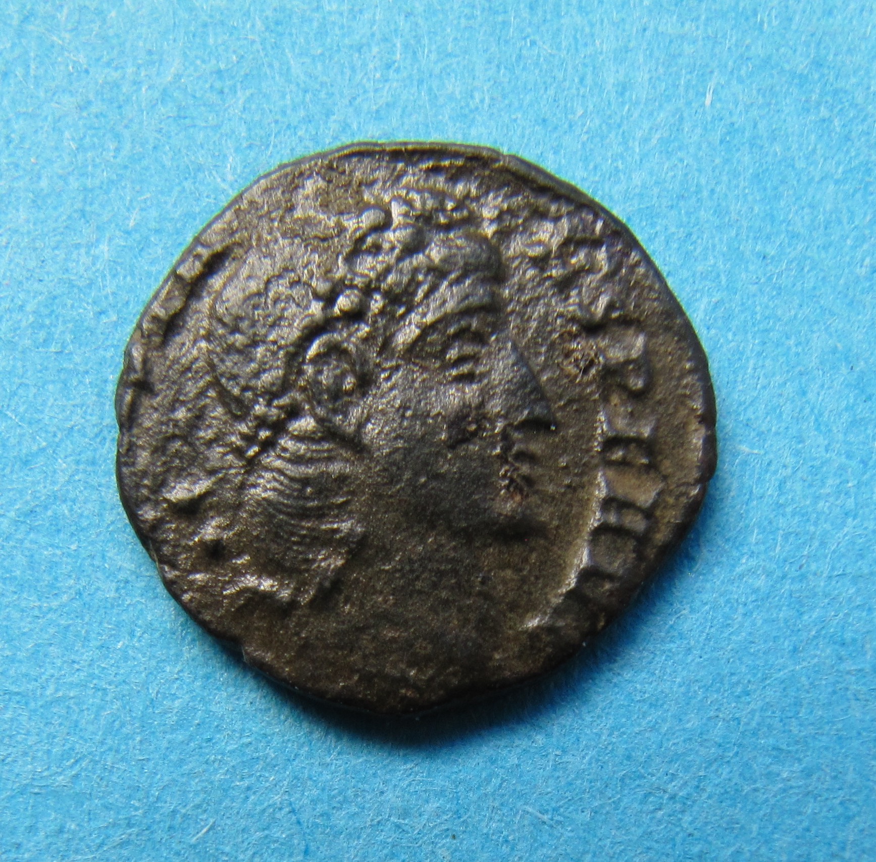 Constantine I Half Follis-Obv - 1.jpg