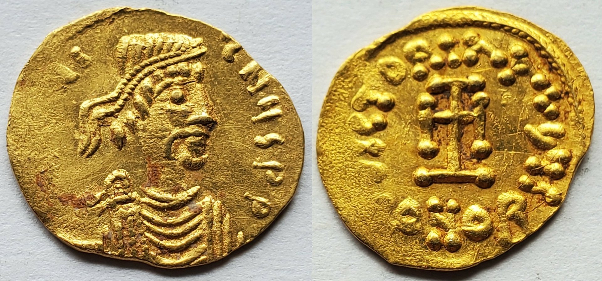 Constantine IV Pogonatus AV tremissis.jpg