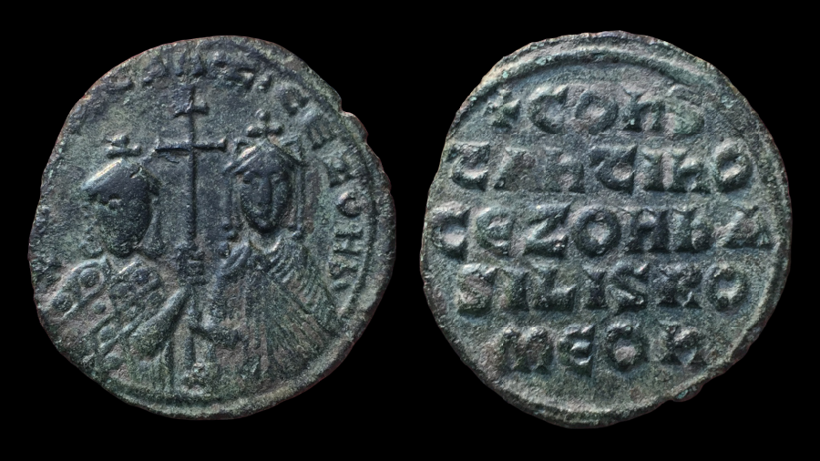 Constantine VII and Zoe, Follis.png