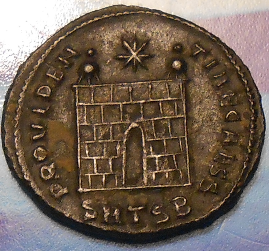 constantineIIcampgate.jpg