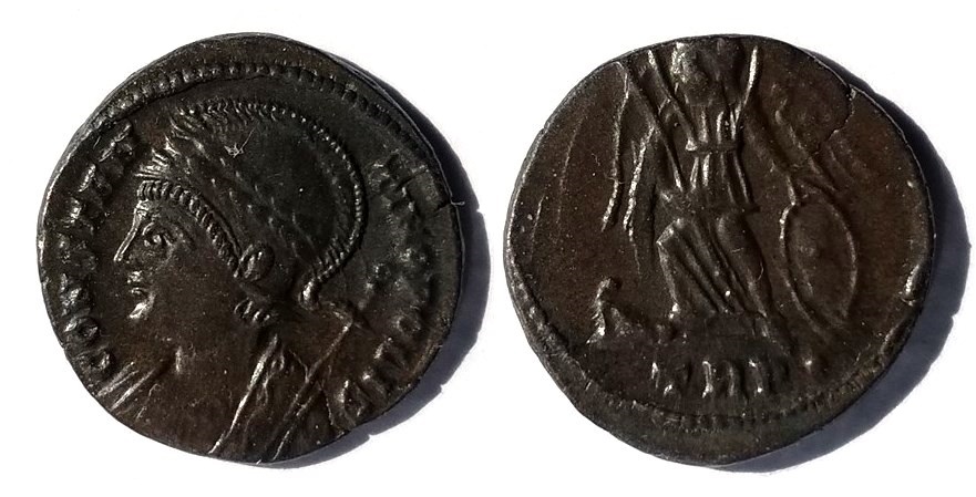 Constantinopolis Commemorative Trier.jpg