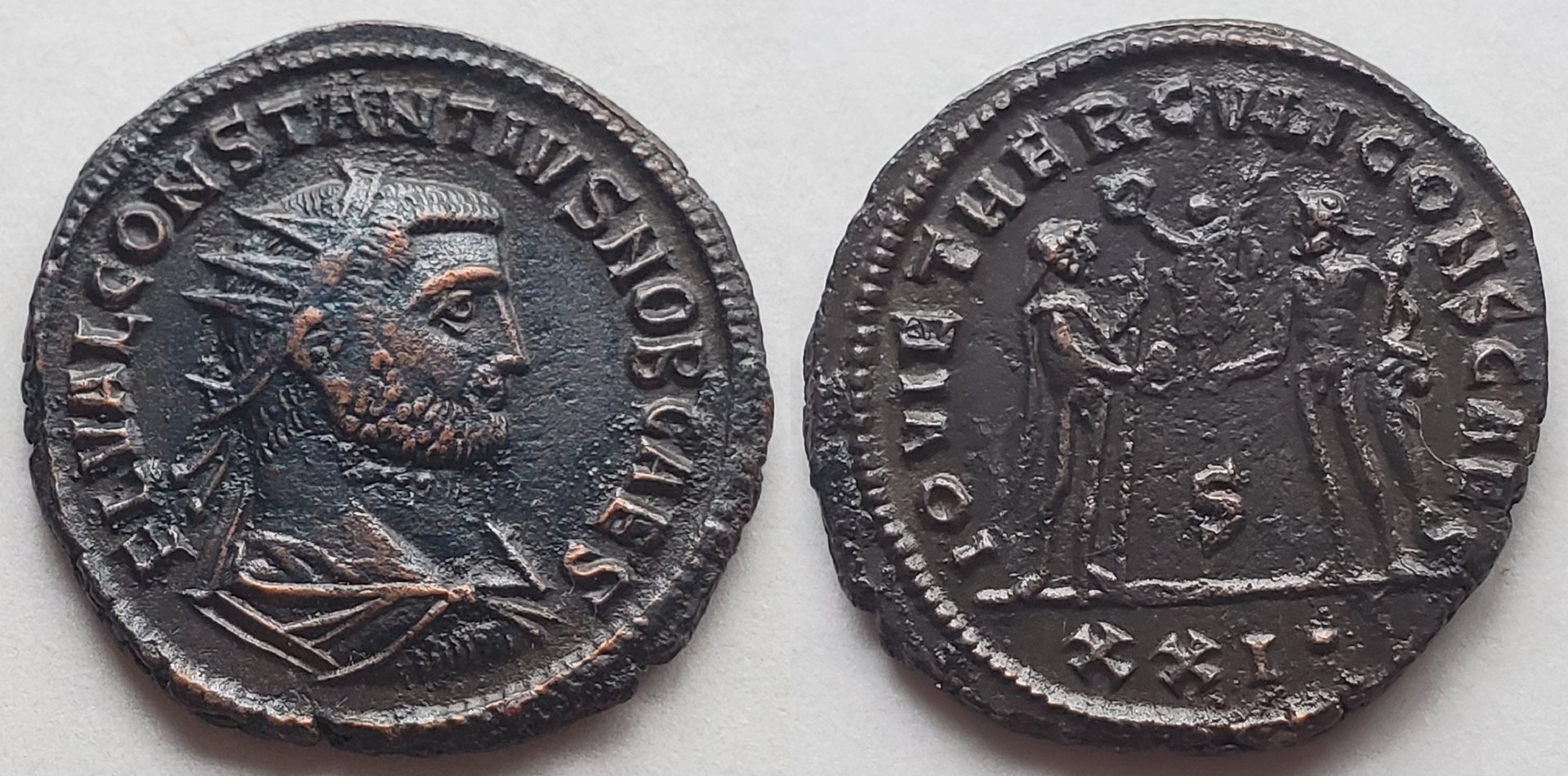 Constantius chorus Caesar iovi et hercvli cons caes antioch.jpg