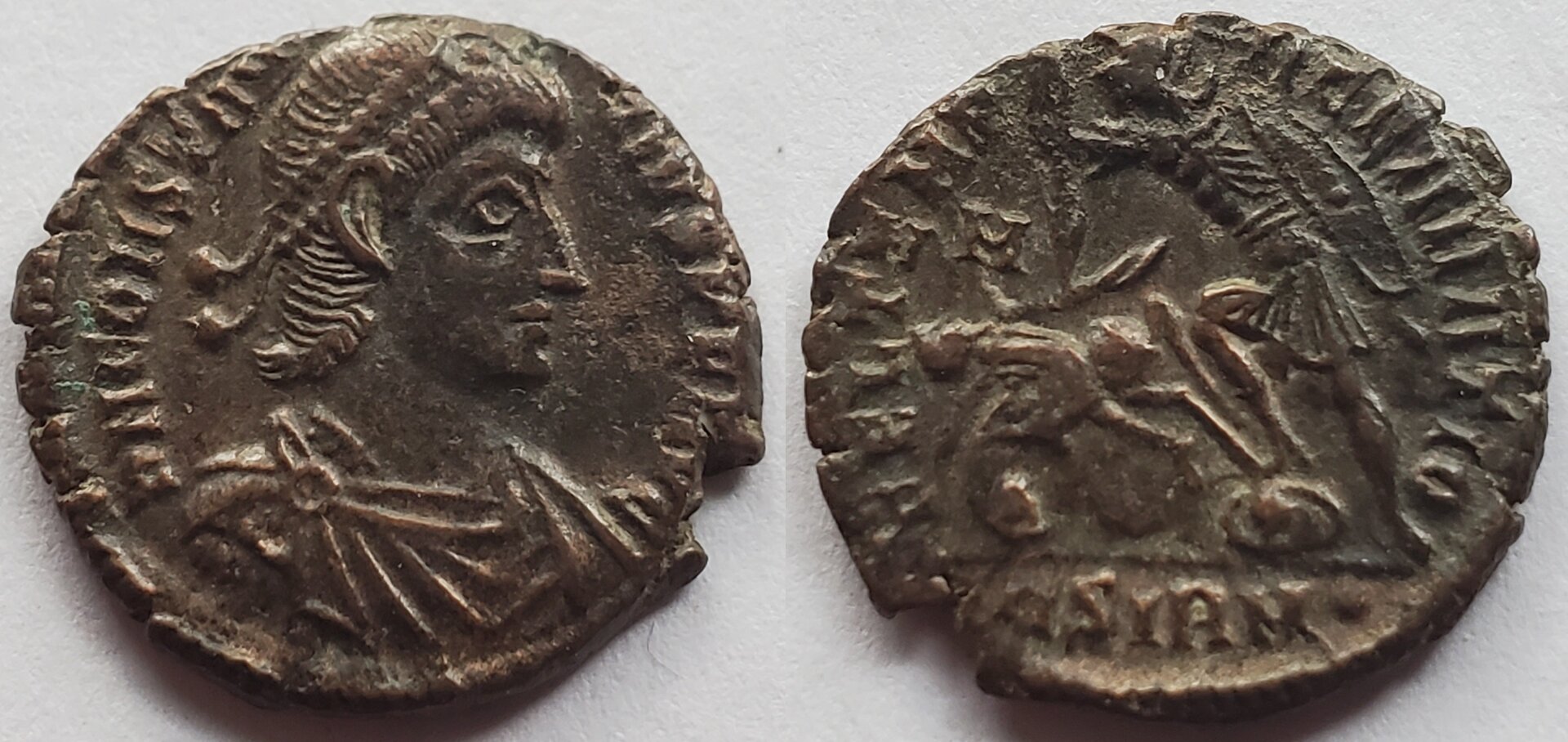 Constantius FTR sirmium.jpg