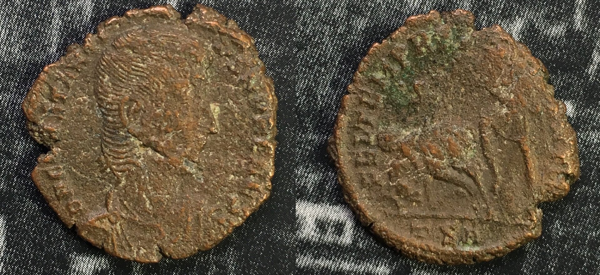 Constantius Gallus RIC VIII 137A (2020_11_18 03_38_31 UTC).JPG