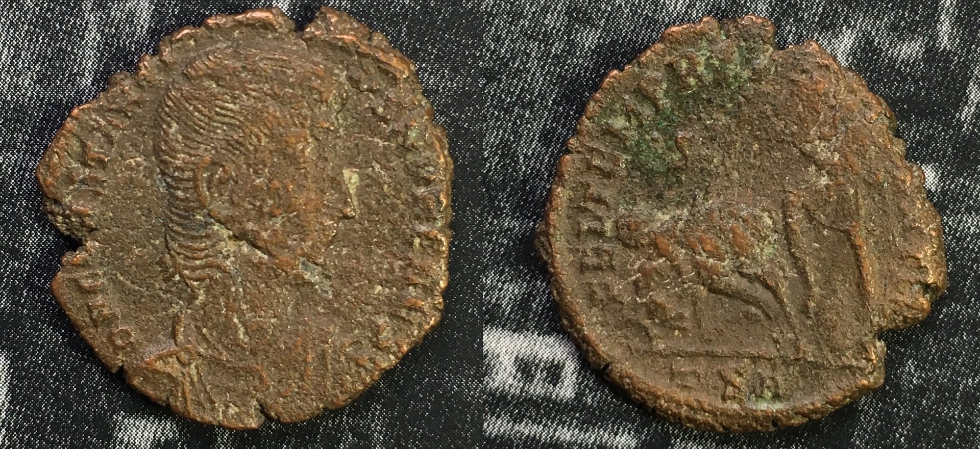 Constantius Gallus RIC VIII 137A.JPG
