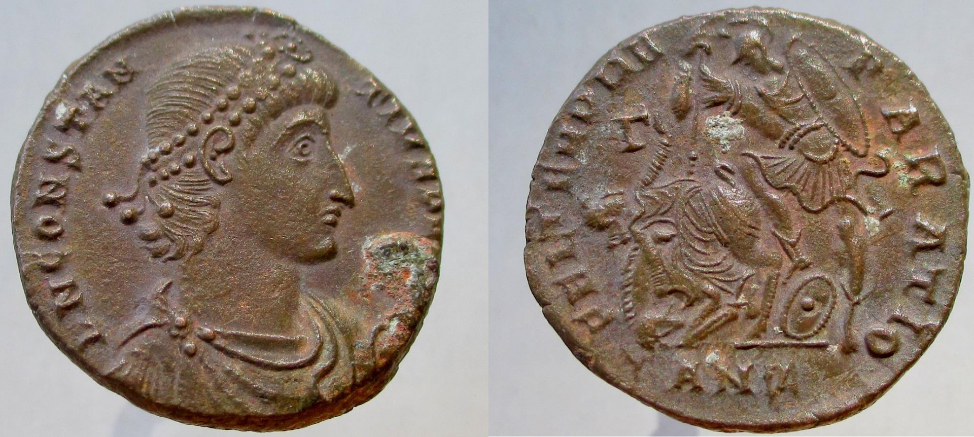 Constantius II AE2.jpeg