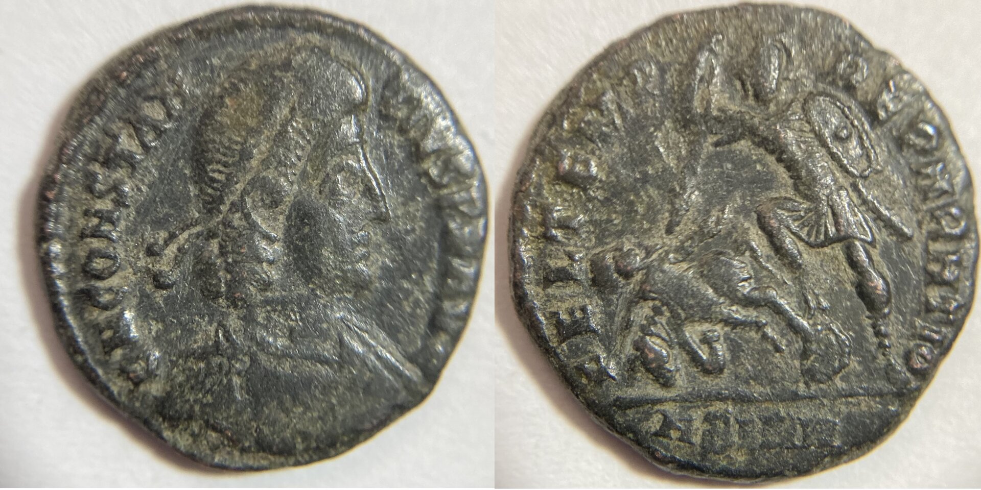 Constantius II RIC VIII Sirmium 52.JPG