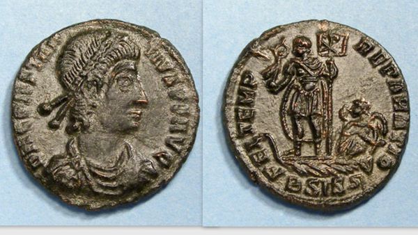 Constantius_II_24_opt.jpg