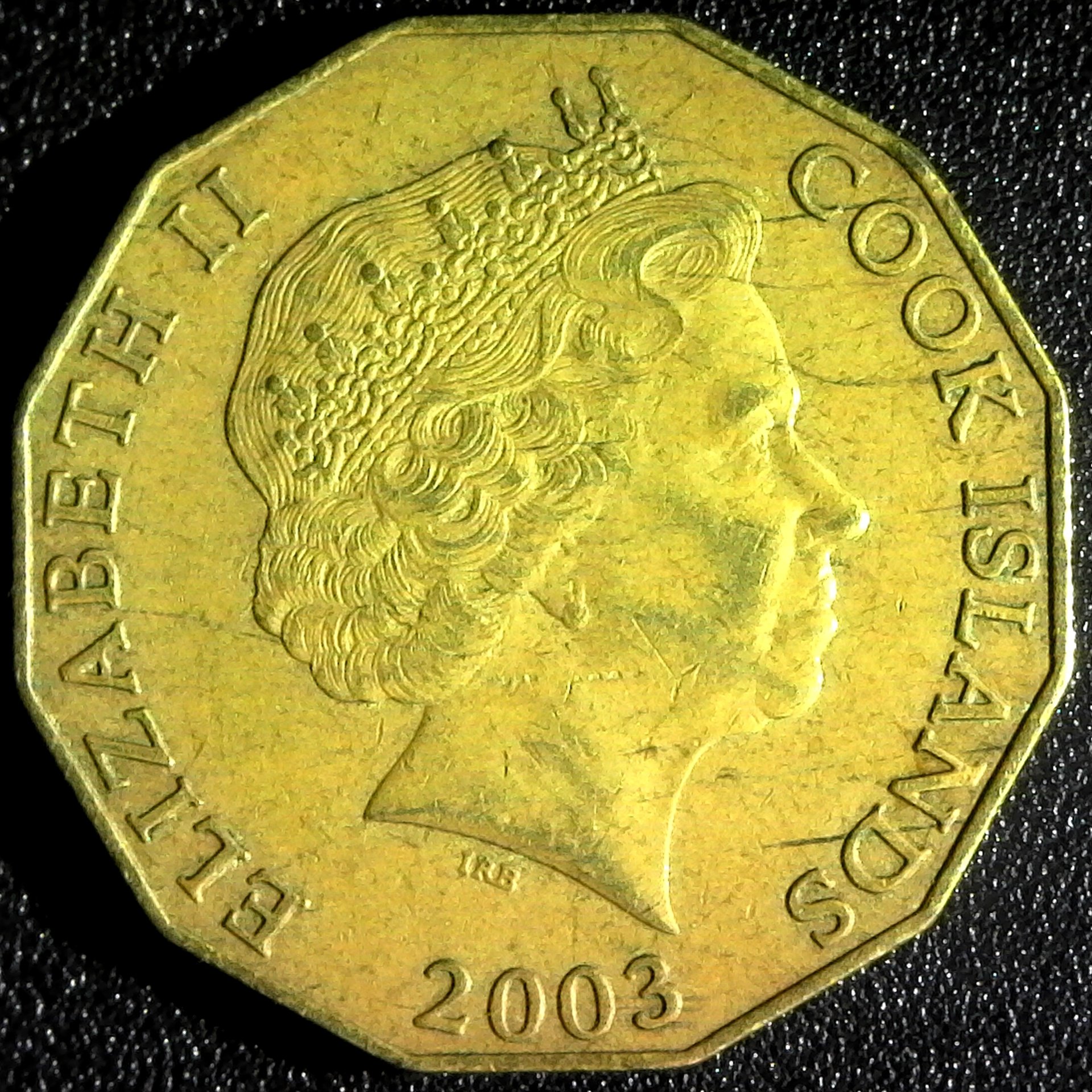 Cook Islands 5 Dollars 2003 obv.jpg