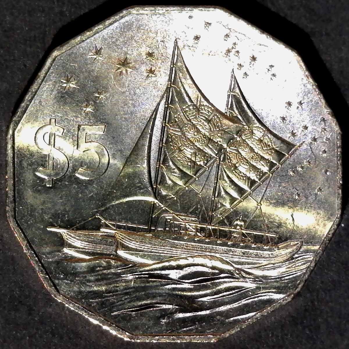 Cook Islands 5 dollars 2015 obv less5.jpg