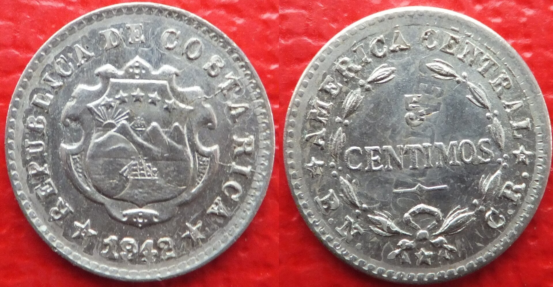 Costa Rica 5 centimos 1942 KM#178 (4).jpg