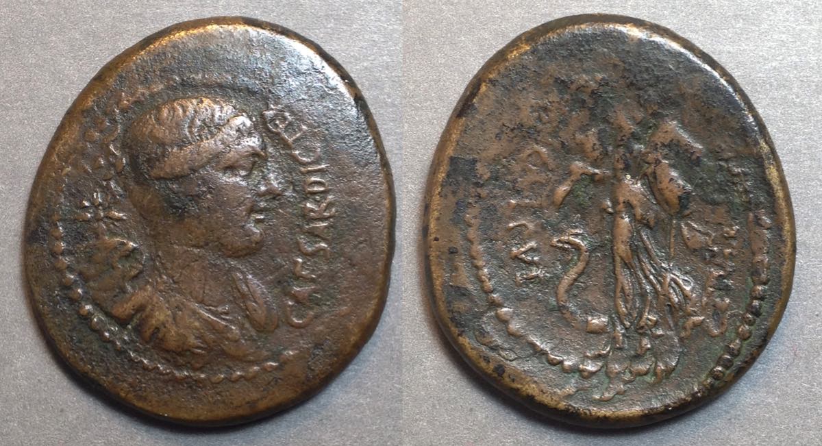 Cr476s1bSR1417CaesarDupondius45BC.jpg