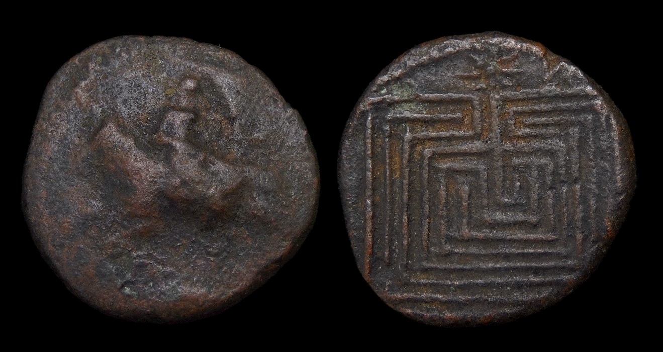 Crete Gortyna-Knossos - AE Europa Labyrinth 2909.jpg