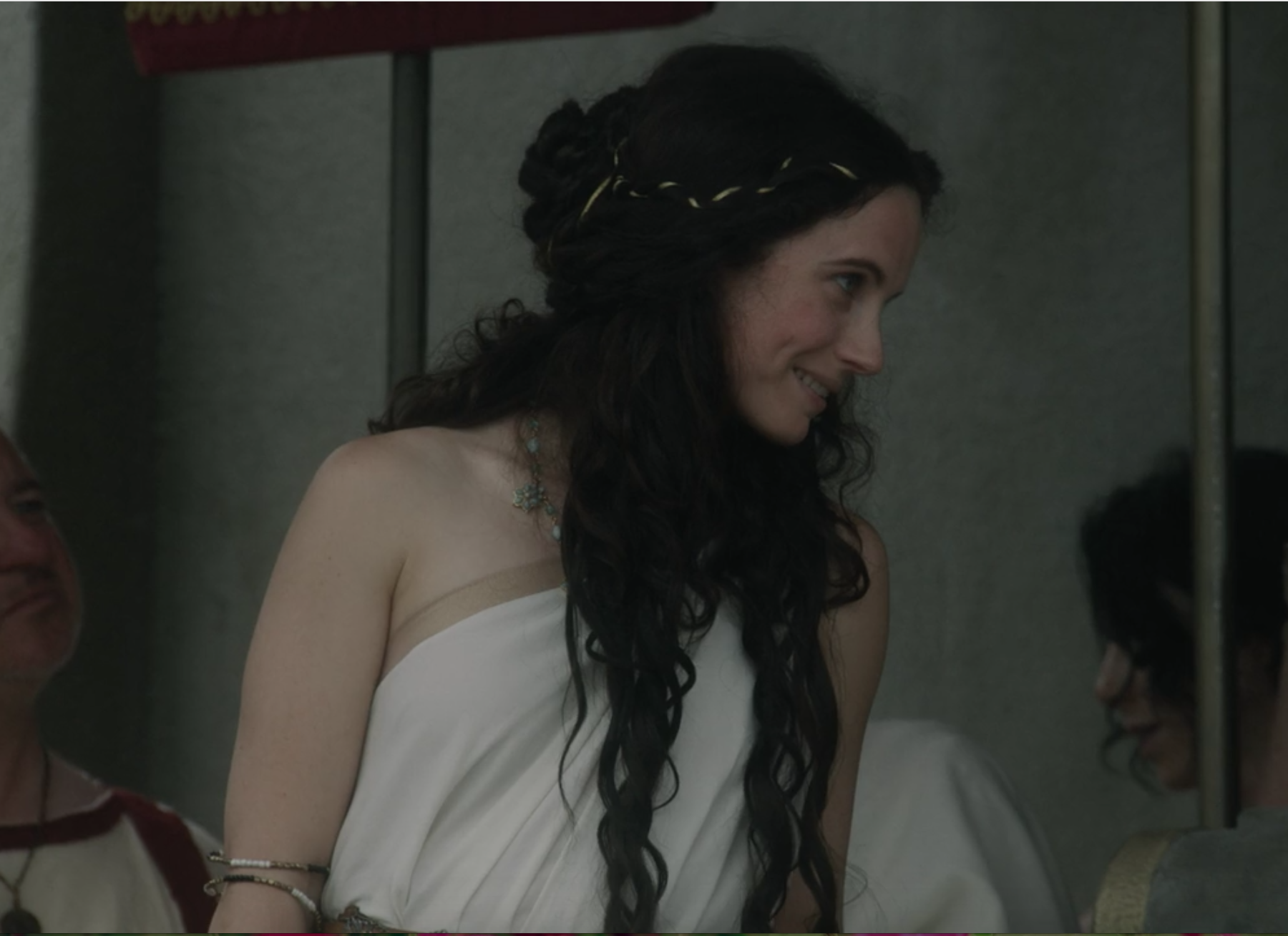 Crispina as played by Ella Becroft 2.png