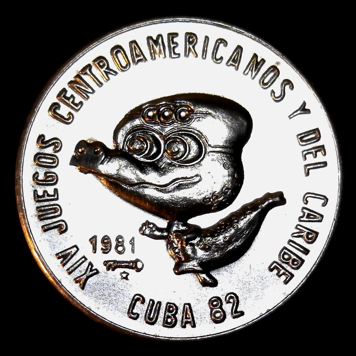 Cuba 1 Peso Alligator 1981 obverse less 5.jpg