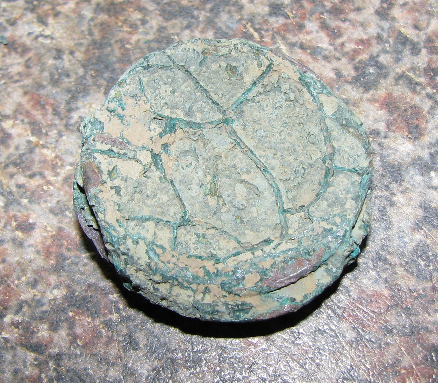 cup coin hoard 010.JPG