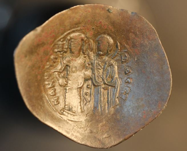 cup coins 007_opt.jpg
