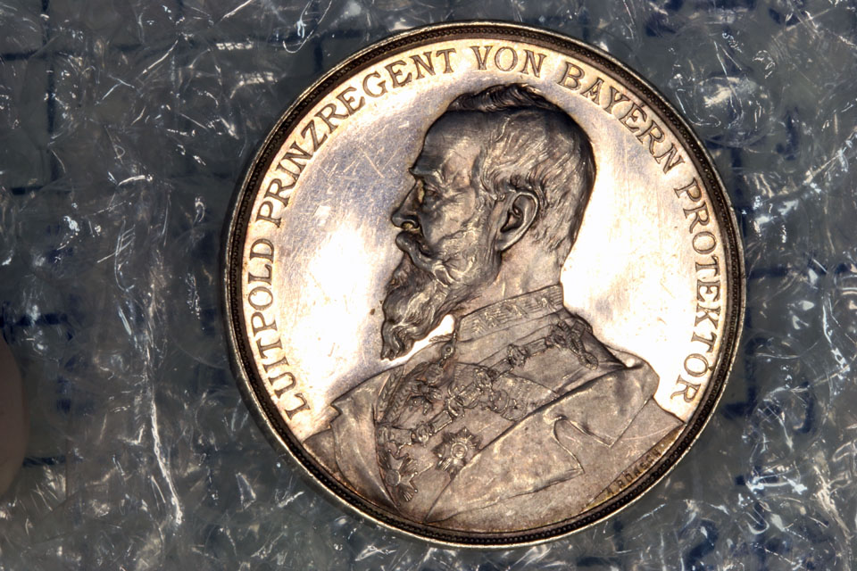 currency0006.jpg