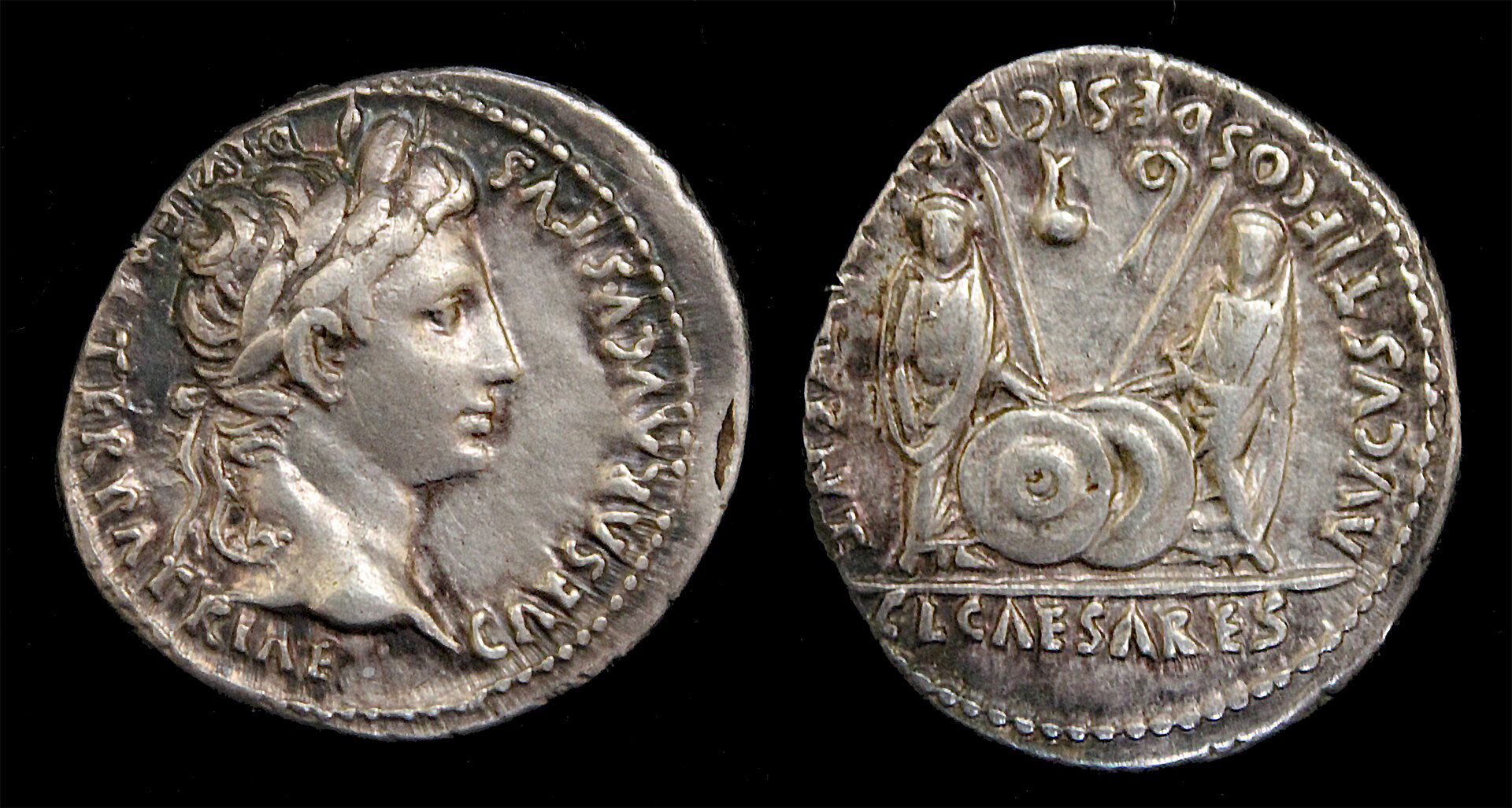 D-Camera Augustus denarius Lugdunum(Lyon) mint.Struck 2 BC-AD 12 RIC I, 207 3.76 g 8-31-24.jpg