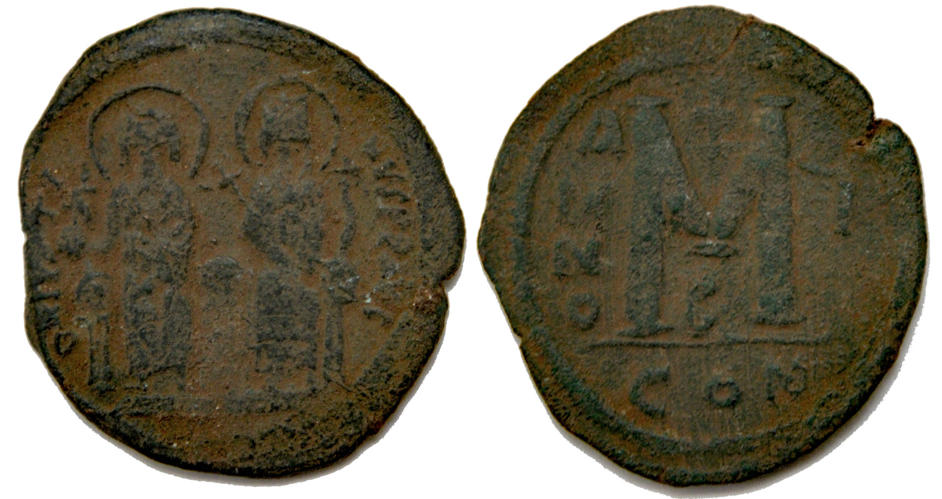 D-Camera Justin 1 and Sophia  follis, CON, Year 1,  556-66 AD officina B SB360 13.0g  01-20-21.jpg