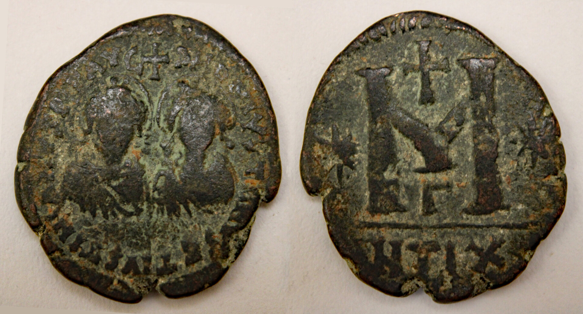 D-Camera Justin I, Justinian I follis Antioch Apr-Aug 527 AD Very Rare Abt VF 17.4 g  5-4-21.jpg