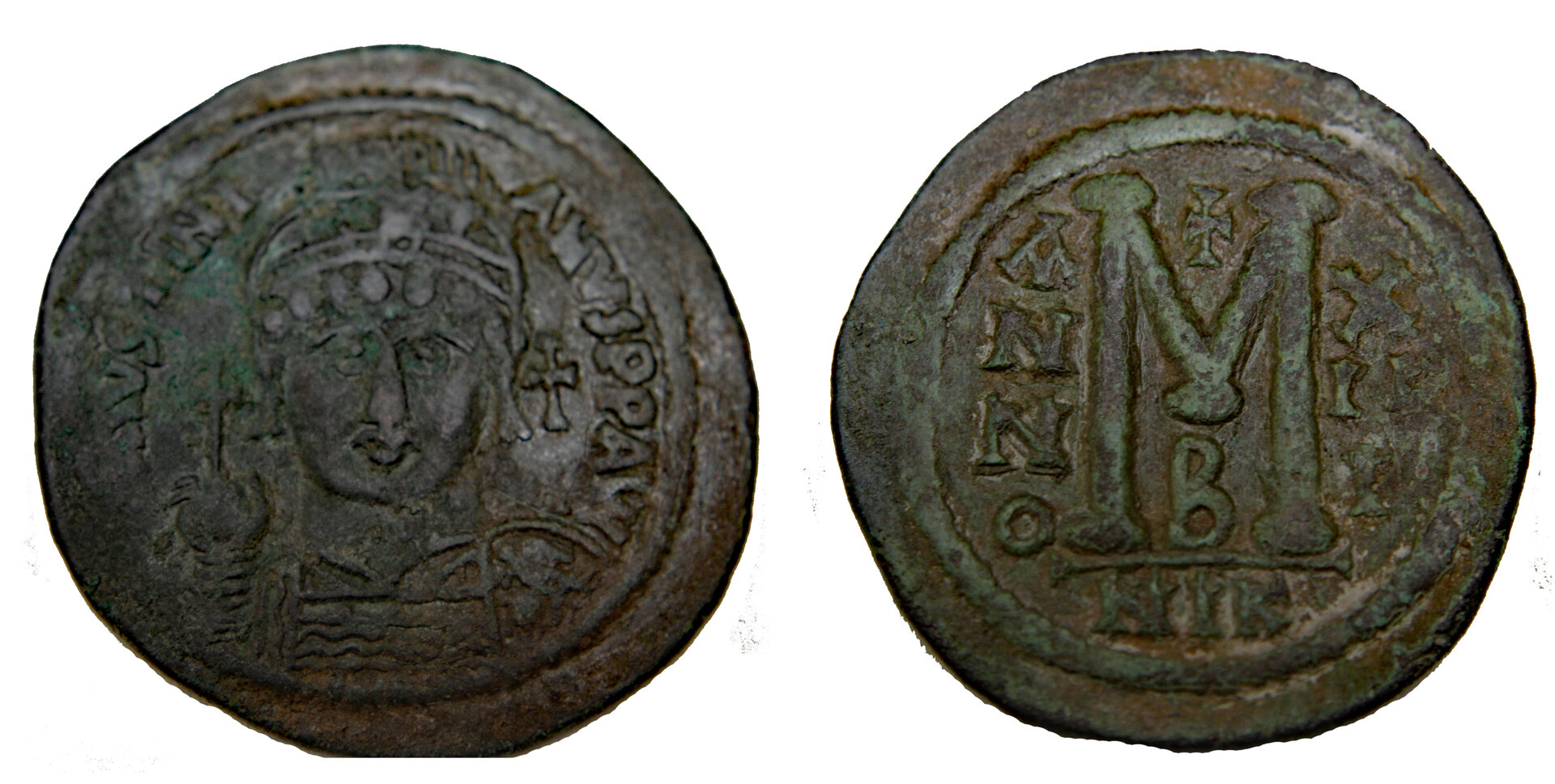 D-Camera Justinian I Follis Nicomedia ex-Berk, 5-1-20.jpg