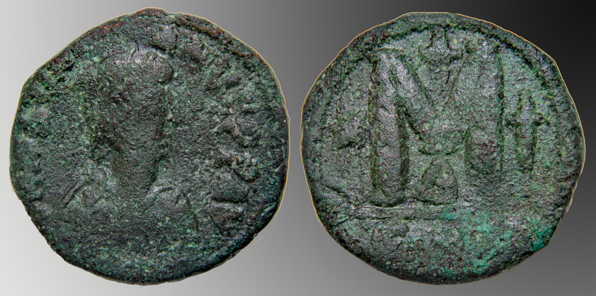 D-Camera Justinian I pre-reform follis, star, delta, Constantinople,, SB 158  14.8g , 12-21-20.jpg