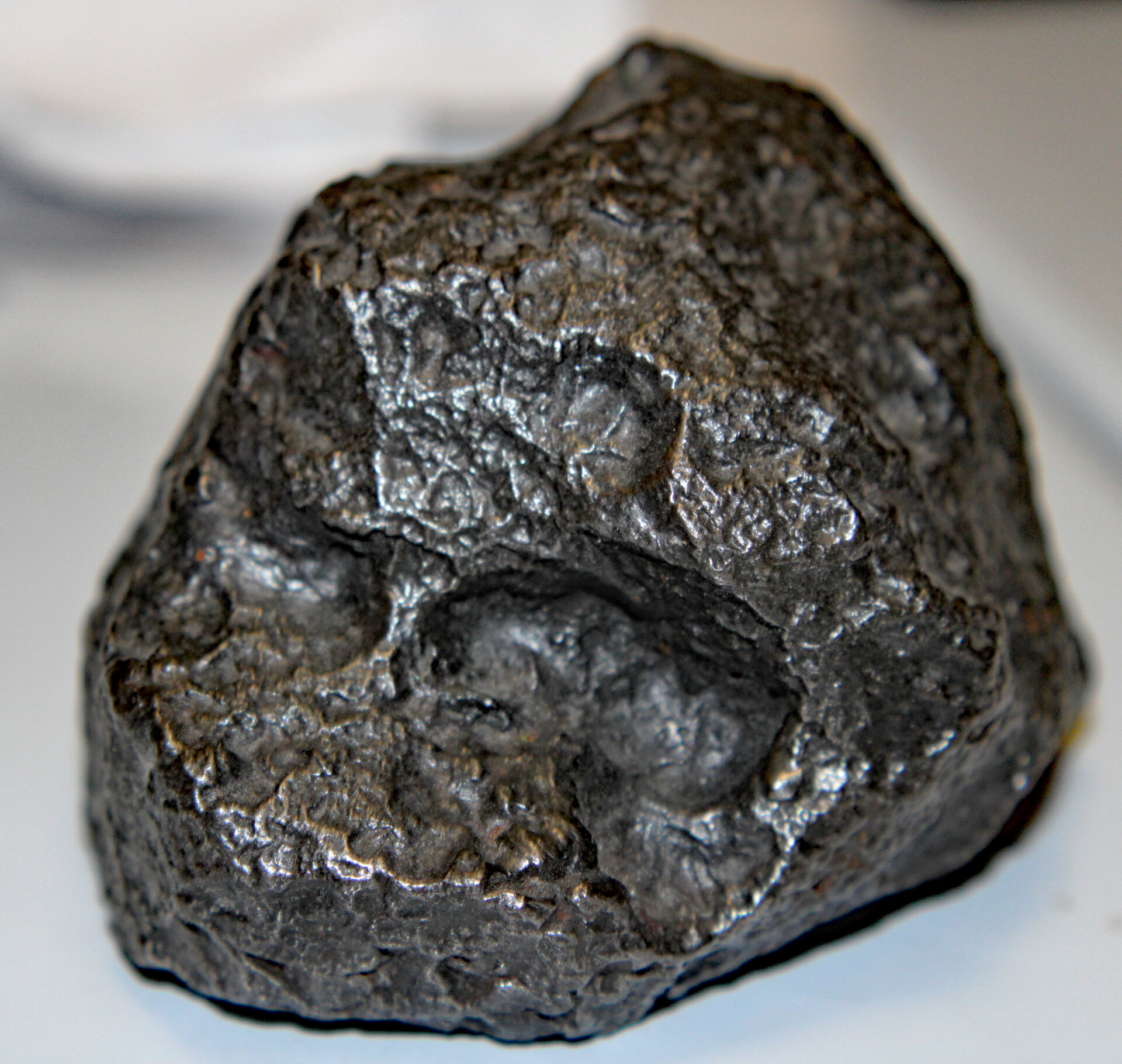 D-Camera Meteorite Campo del Cielo Argentina iron-nickle 954.7g 2-7-22.jpg