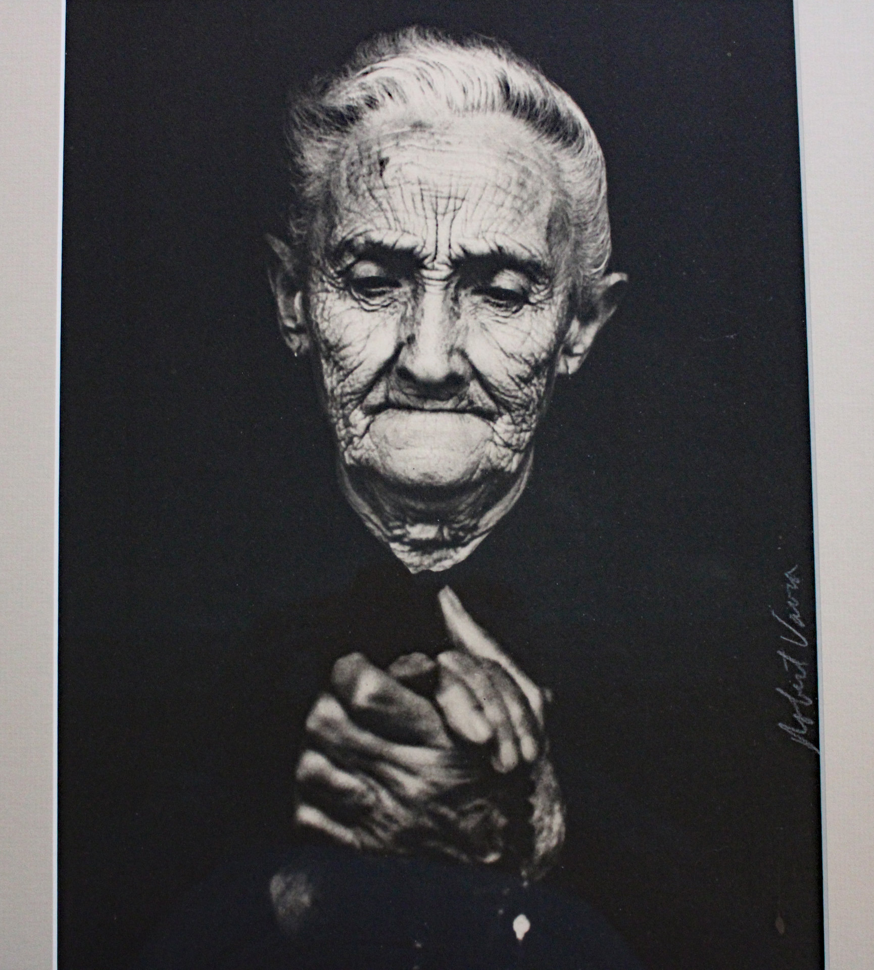D-Camera Robert Vavra, Black and White Portrait of an elderly woman, Spain,, 7-18-20.jpg