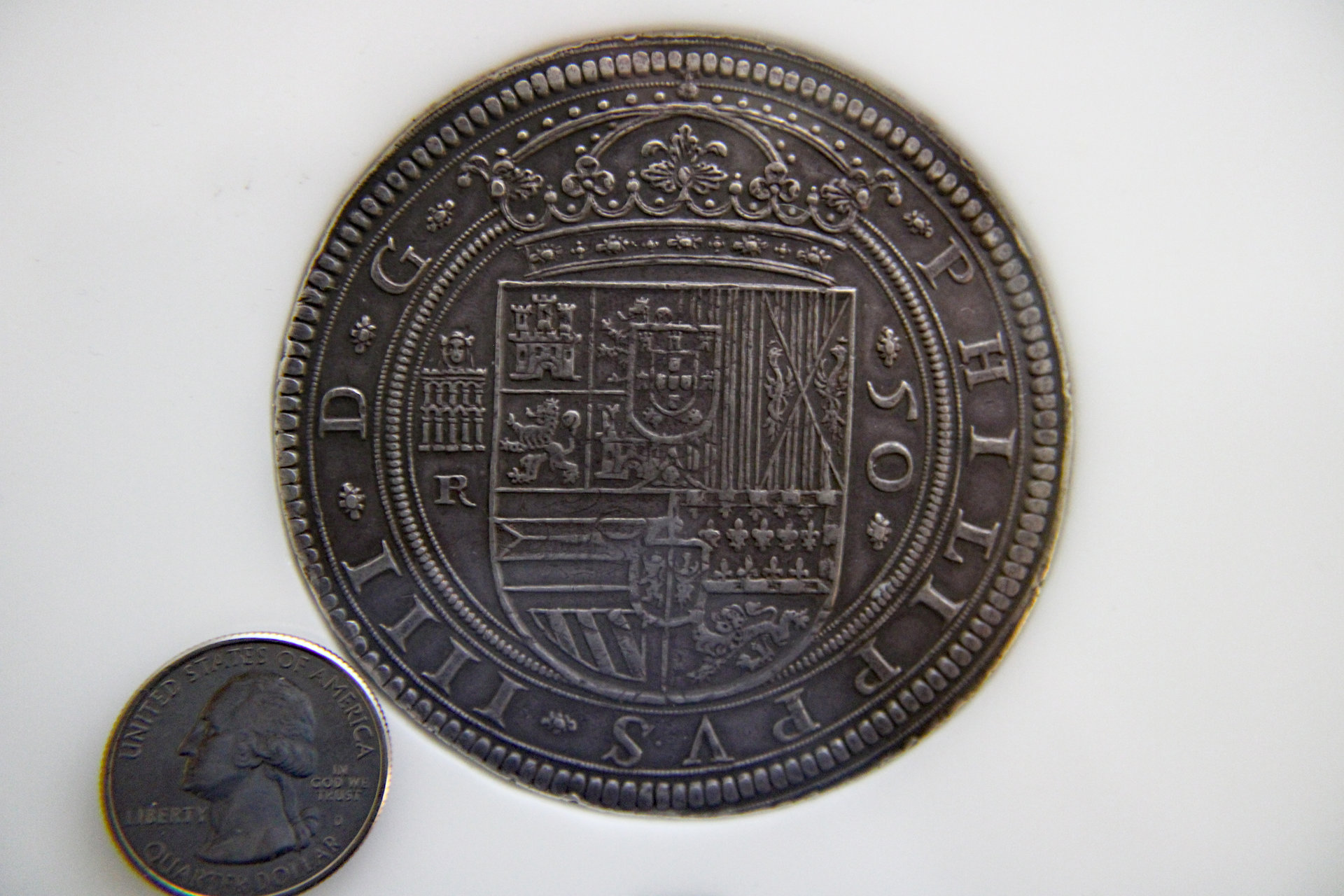 D-Camera Spain, Philip IV, 50 Reales, in holder with quarter, 8-31-20.jpg